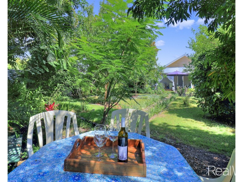 11 Wynter Street, Walkervale QLD 4670