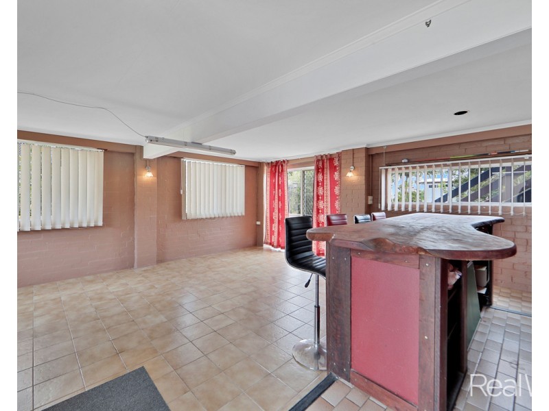 19 Houston Drive, Avoca QLD 4670