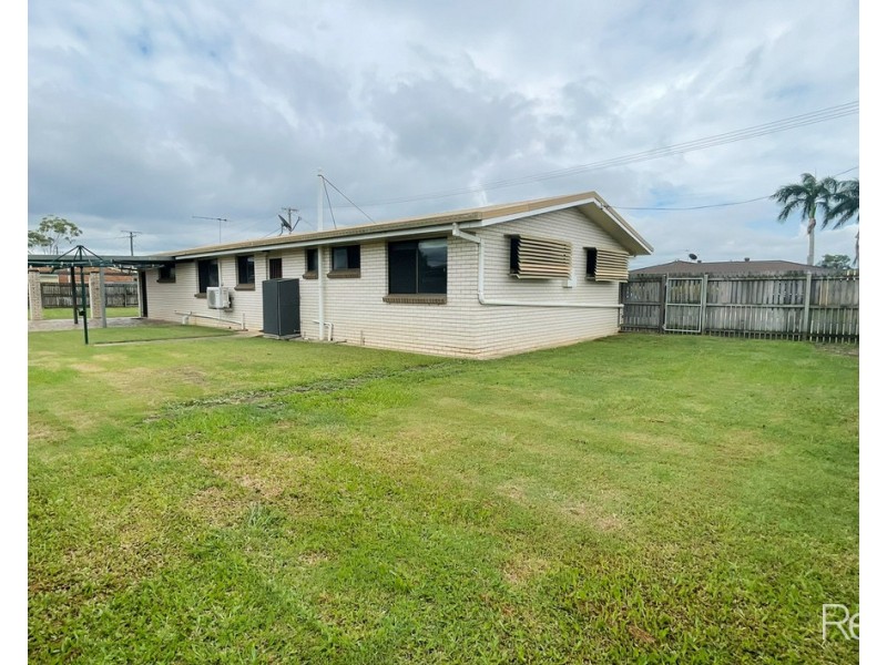 18 McLachlan Drive, Avenell Heights QLD 4670