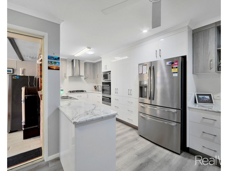 132 Clearview Avenue, Thabeban QLD 4670