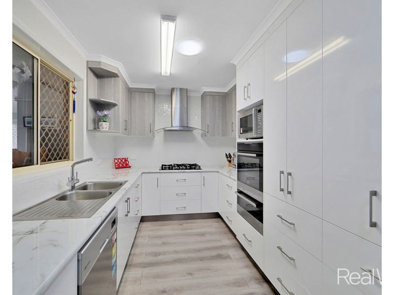 132 Clearview Avenue, Thabeban QLD 4670