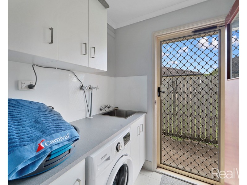 132 Clearview Avenue, Thabeban QLD 4670