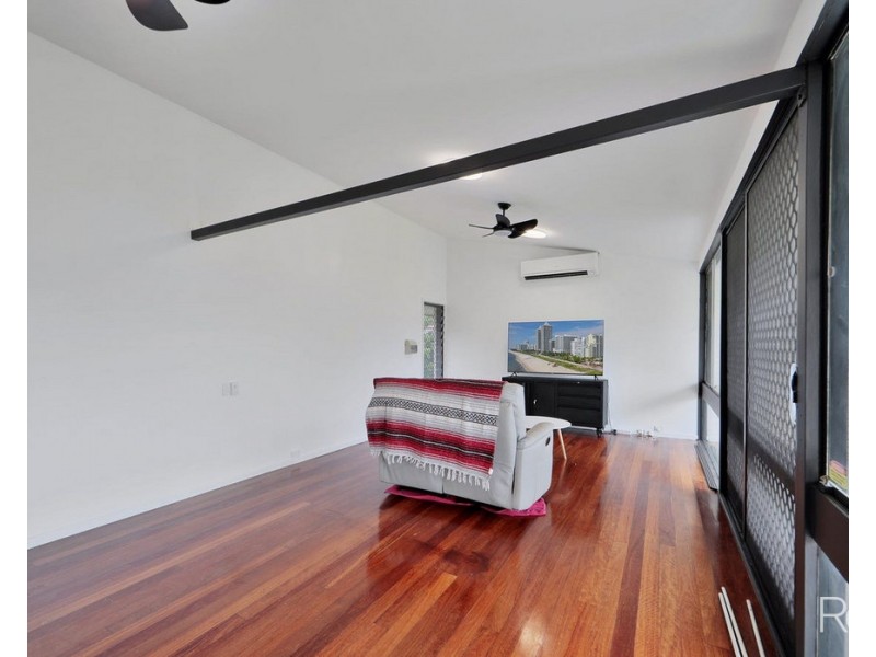 192 Walker Street, Svensson Heights QLD 4670