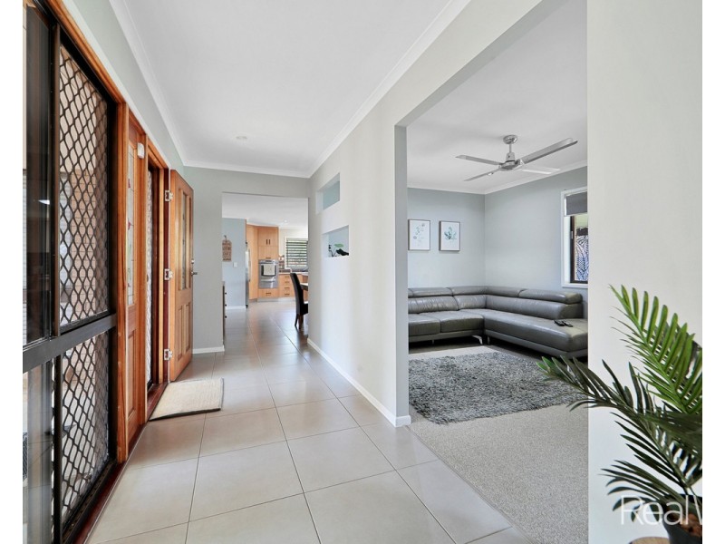 14 Maughan Street, Thabeban QLD 4670