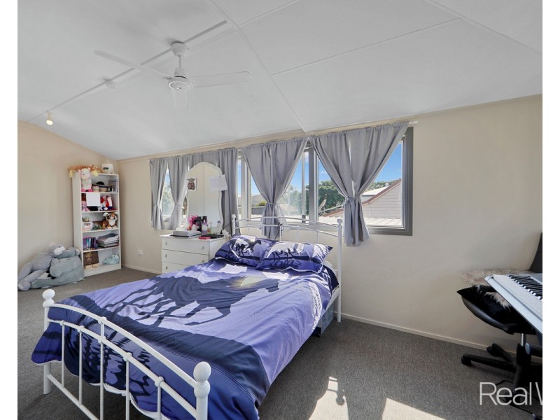 13 Pizzey Street, Childers QLD 4660