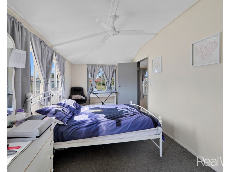 13 Pizzey Street, Childers QLD 4660