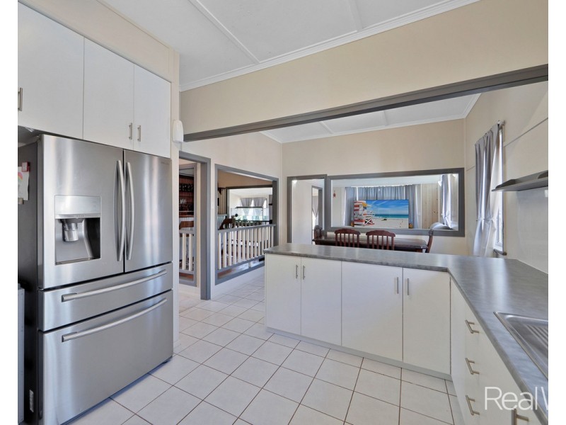 13 Pizzey Street, Childers QLD 4660