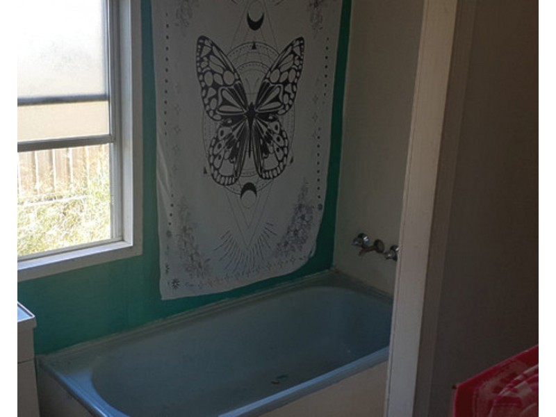 7 Campbell Street, Bundaberg East QLD 4670