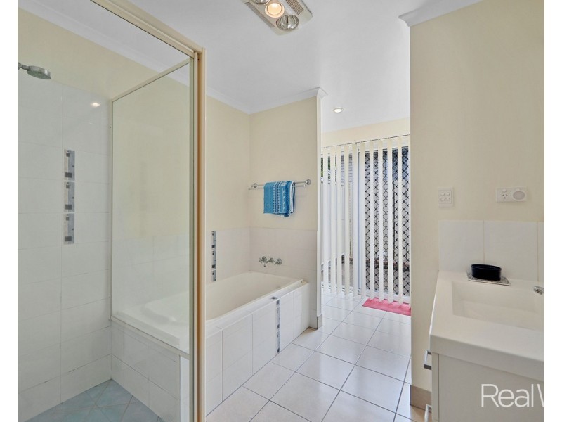 4/6 Water Street, Bundaberg South QLD 4670