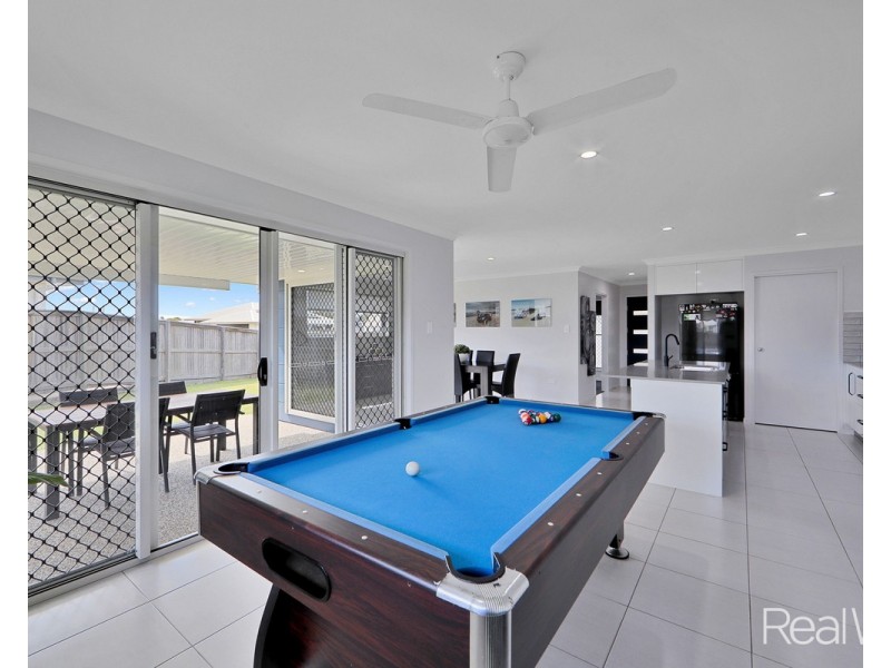 31 Linderberg Street, Kalkie QLD 4670
