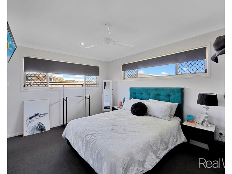 31 Linderberg Street, Kalkie QLD 4670