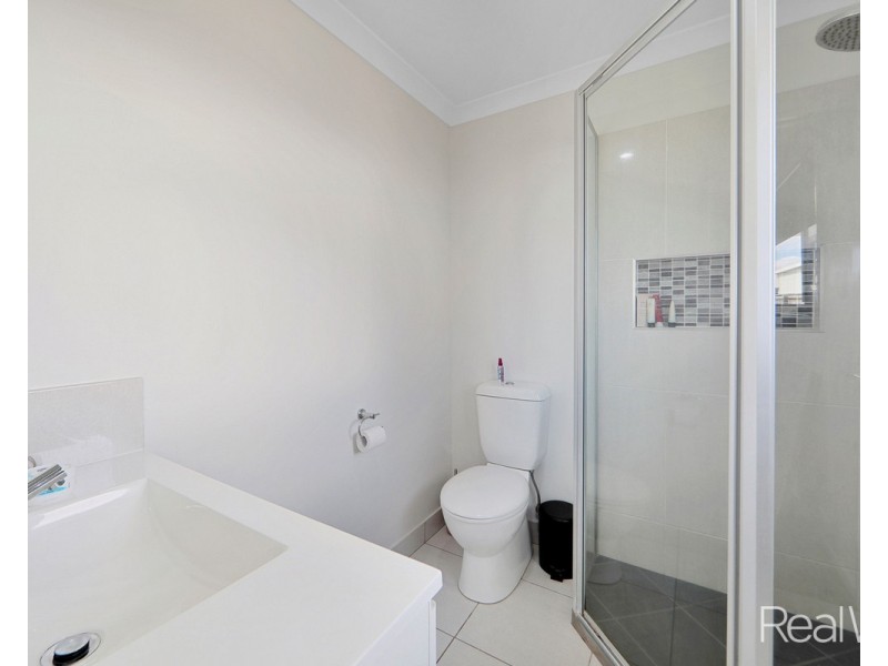 31 Linderberg Street, Kalkie QLD 4670