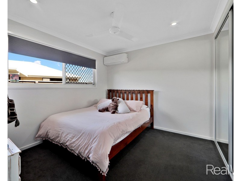 31 Linderberg Street, Kalkie QLD 4670