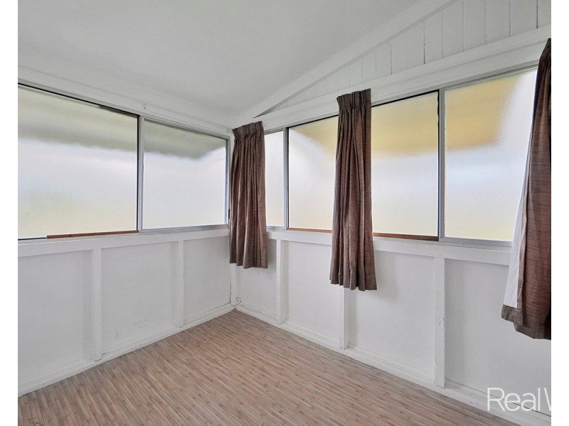 4 Windermere Street, Walkervale QLD 4670