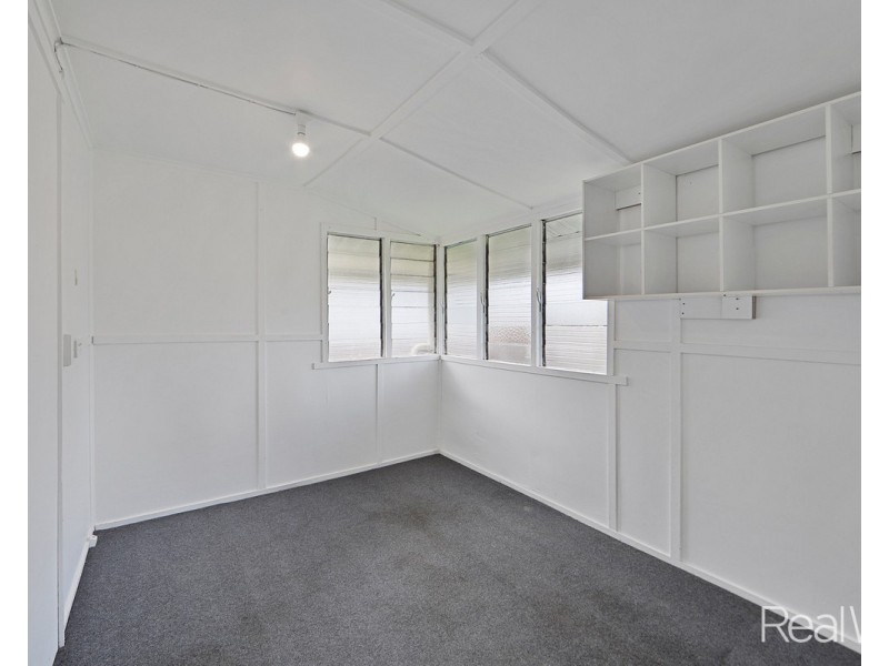 4 Windermere Street, Walkervale QLD 4670