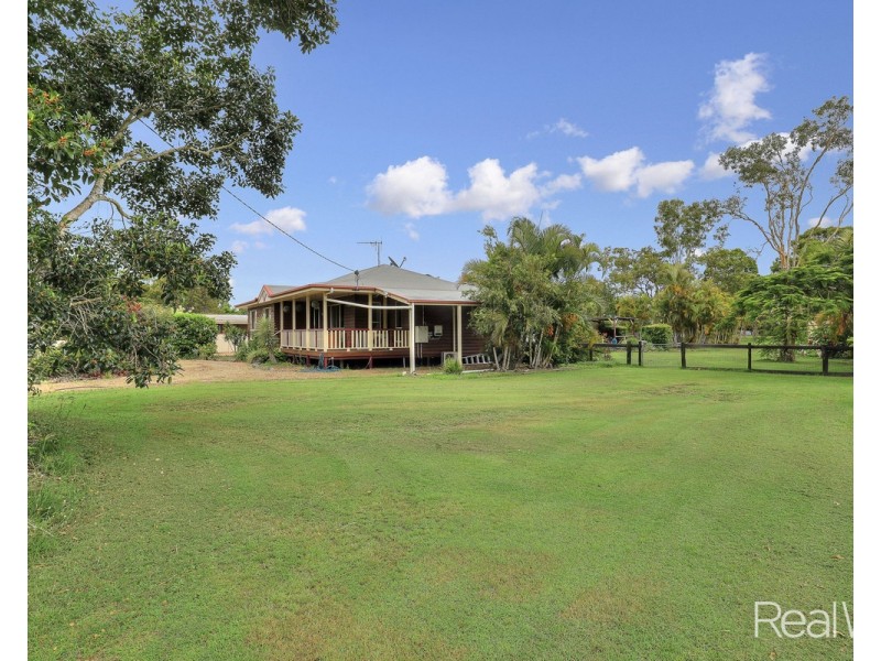 18 Park Estate Drive, Branyan QLD 4670