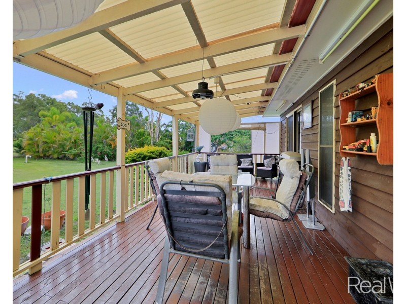 18 Park Estate Drive, Branyan QLD 4670