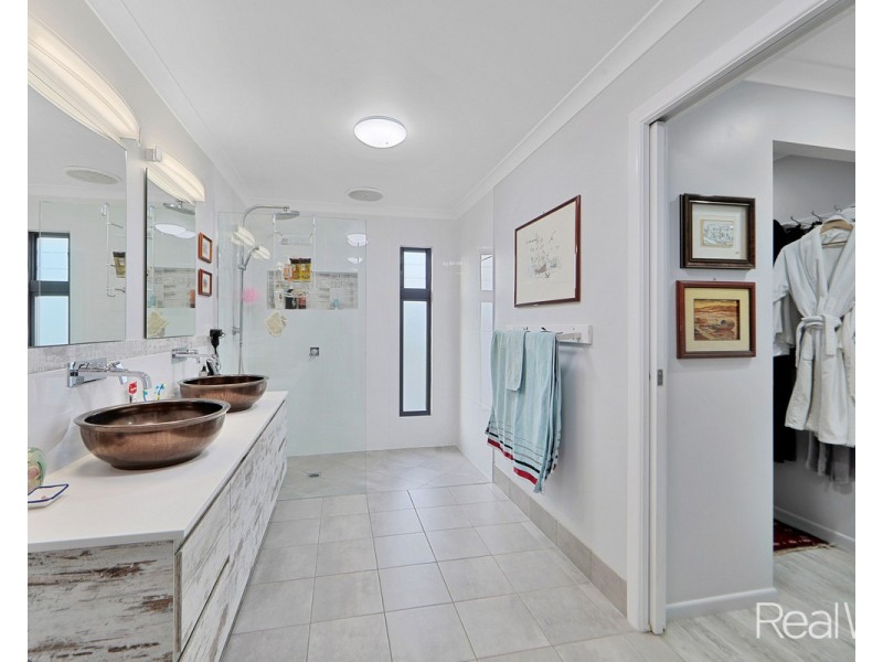 3 Mitchell Street, Elliott Heads QLD 4670