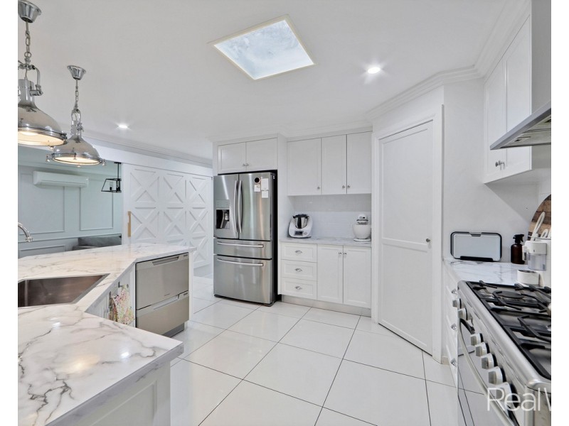 25 Green Avenue, Branyan QLD 4670