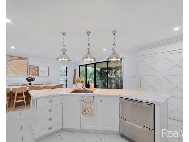 25 Green Avenue, Branyan QLD 4670