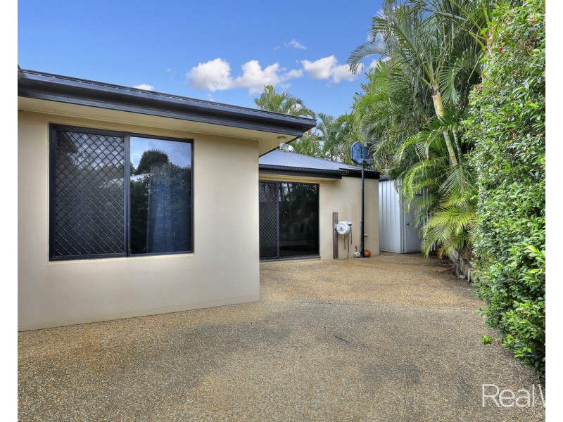 25 Green Avenue, Branyan QLD 4670