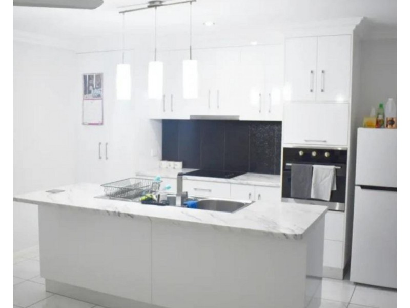 48 Ocean Street, Burnett Heads QLD 4670