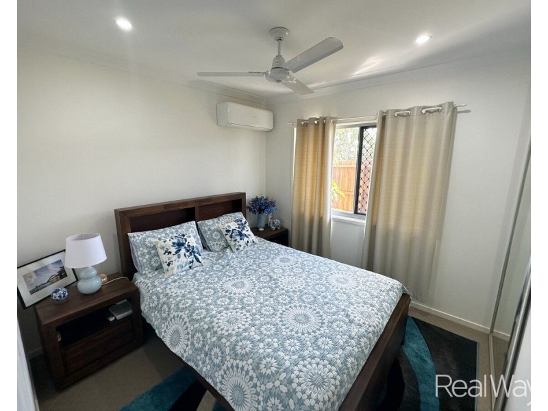 8 Sweetwater Court, Ashfield QLD 4670