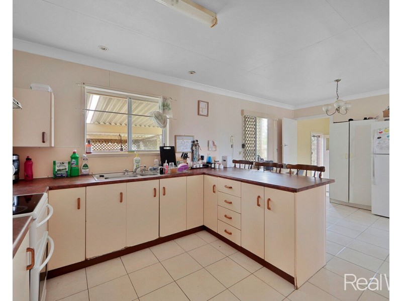 15 Peirson Street, Millbank QLD 4670