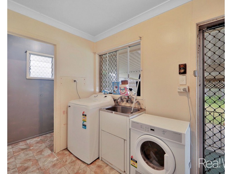 15 Peirson Street, Millbank QLD 4670