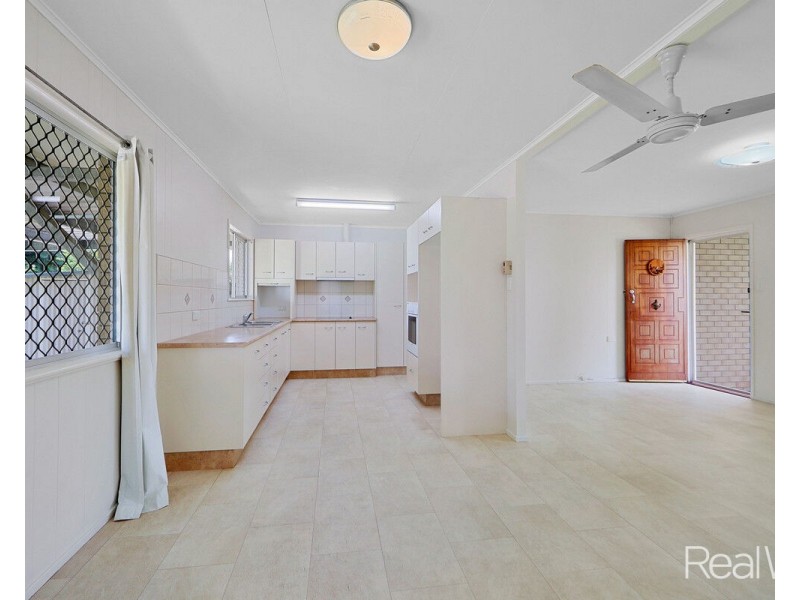 9 Churchward Street, Kepnock QLD 4670