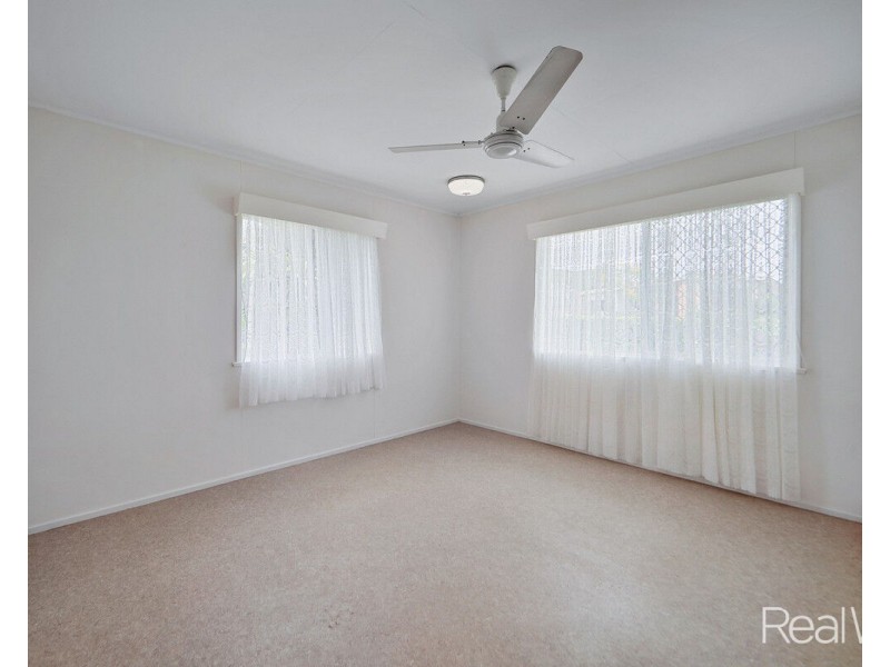 9 Churchward Street, Kepnock QLD 4670