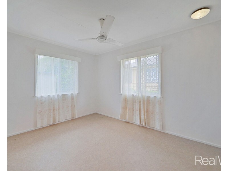 9 Churchward Street, Kepnock QLD 4670