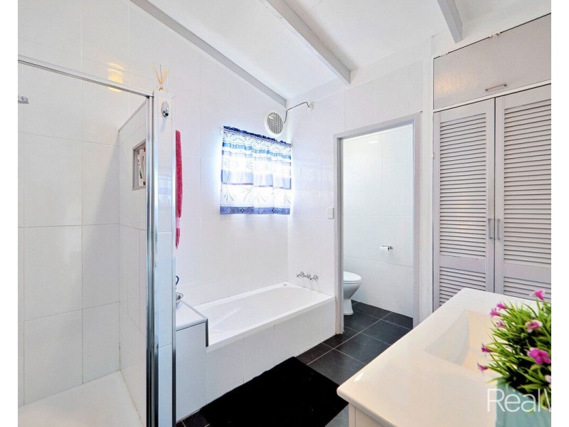 18 Kolan Street, Bundaberg North QLD 4670