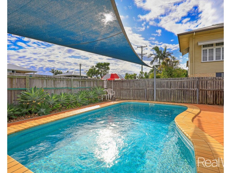 18 Kolan Street, Bundaberg North QLD 4670