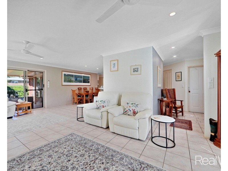 32 Southern Cross Drive, Avoca QLD 4670