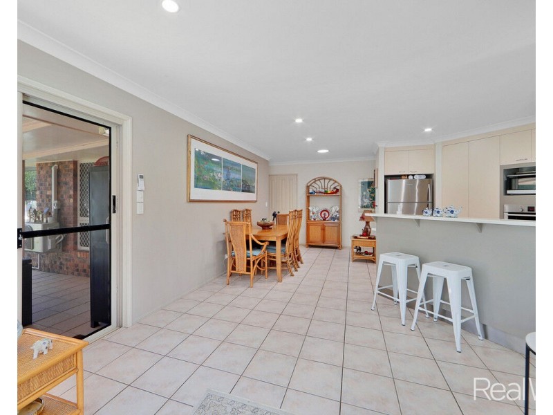 32 Southern Cross Drive, Avoca QLD 4670