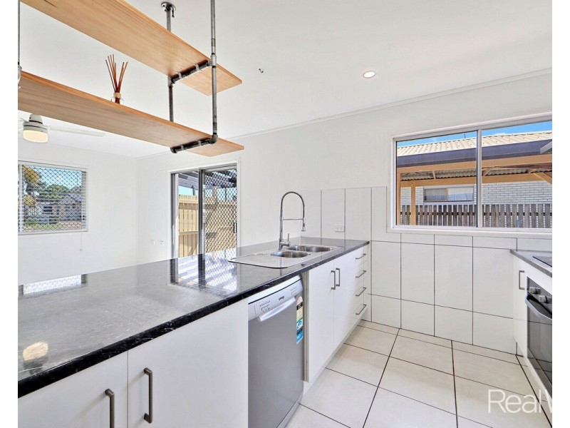 35 Mclachlan Drive, Avenell Heights QLD 4670