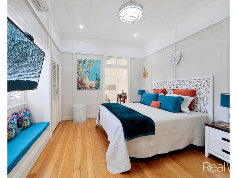 138 Walker Street, Svensson Heights QLD 4670