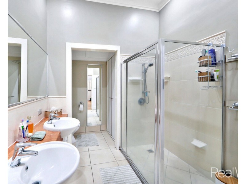 138 Walker Street, Svensson Heights QLD 4670