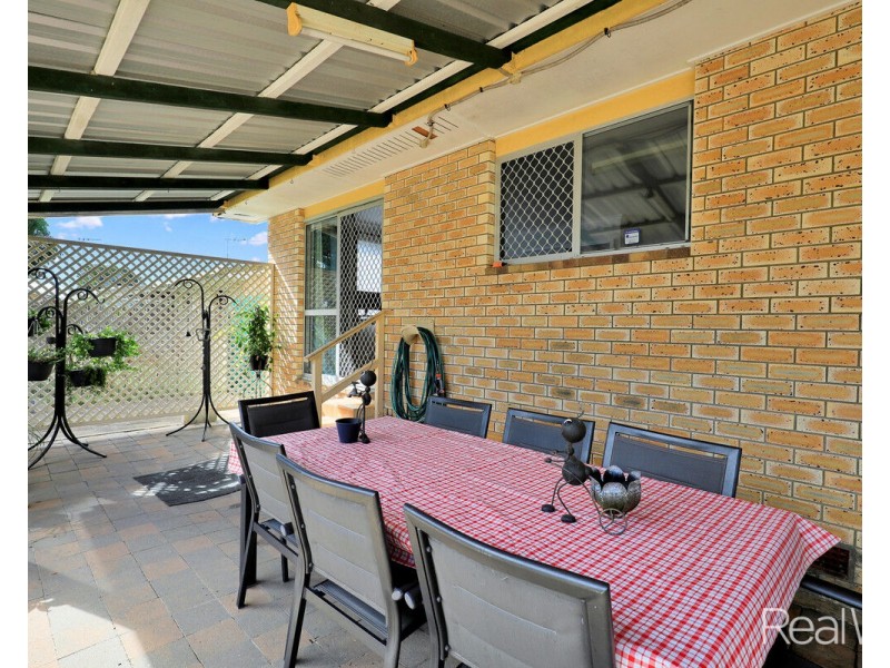 18 Sunset Drive, Thabeban QLD 4670