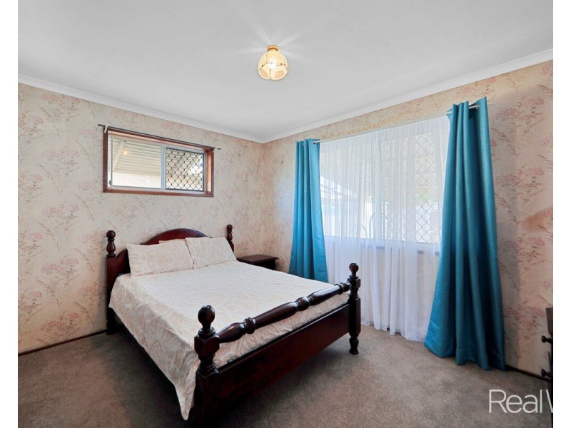 18 Sunset Drive, Thabeban QLD 4670