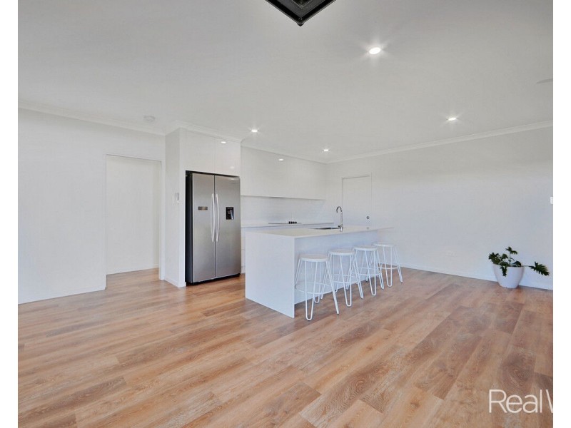 18 Whitewash Street, Bargara QLD 4670