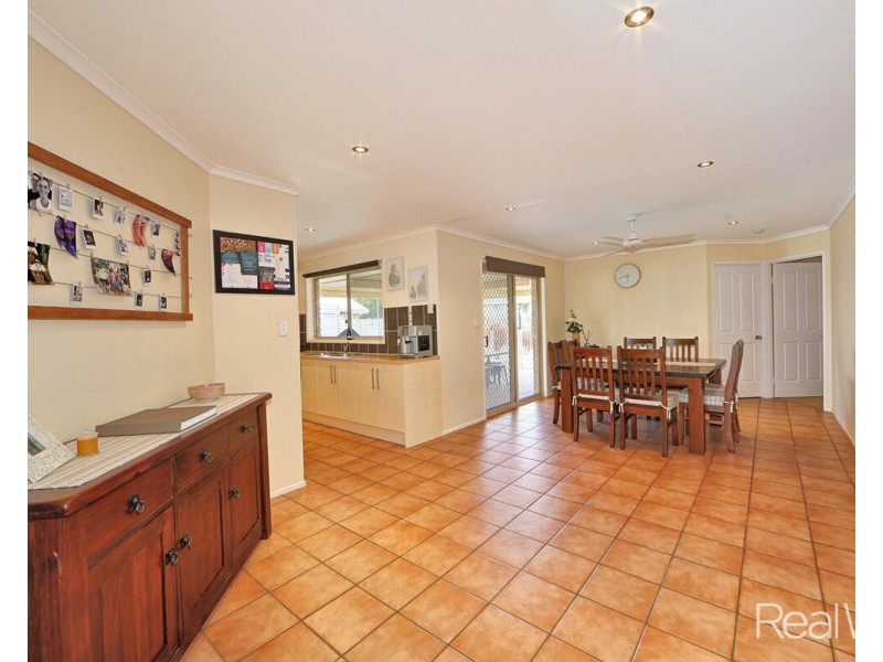 15 Pettigrew Drive, Kalkie QLD 4670