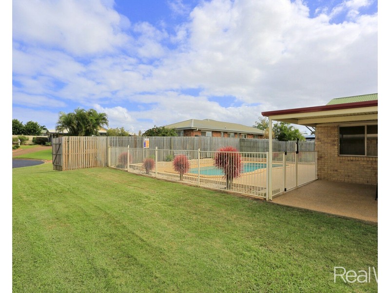 15 Pettigrew Drive, Kalkie QLD 4670
