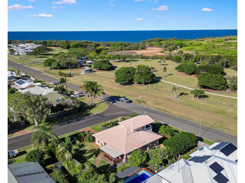 74 Shoreline Crescent, Bargara QLD 4670