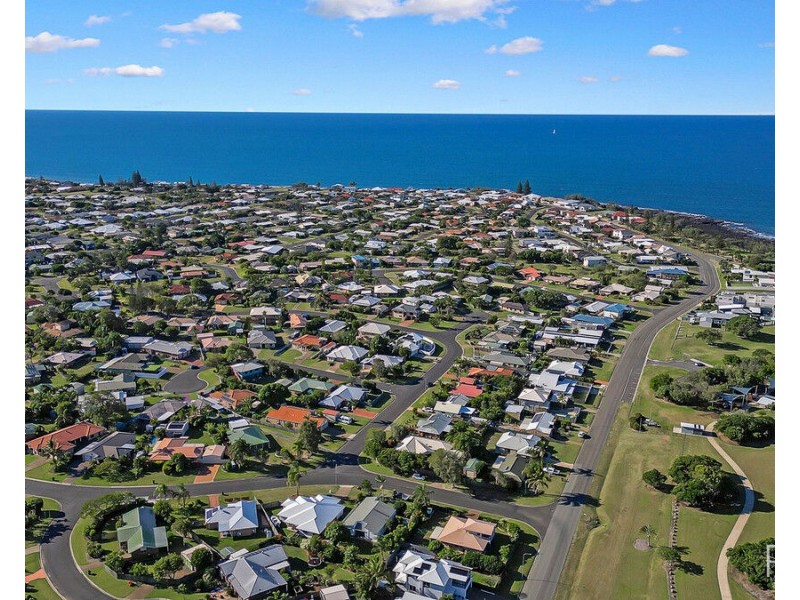 74 Shoreline Crescent, Bargara QLD 4670