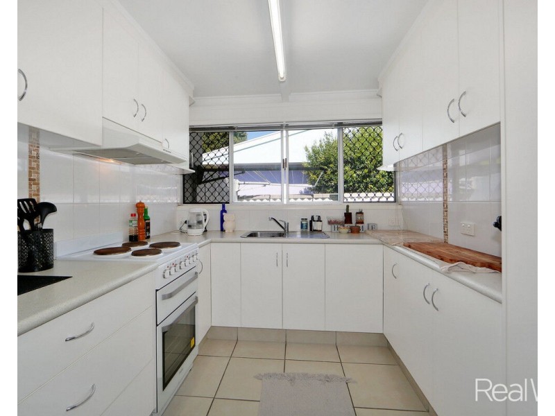 2/50 See Street, Bargara QLD 4670