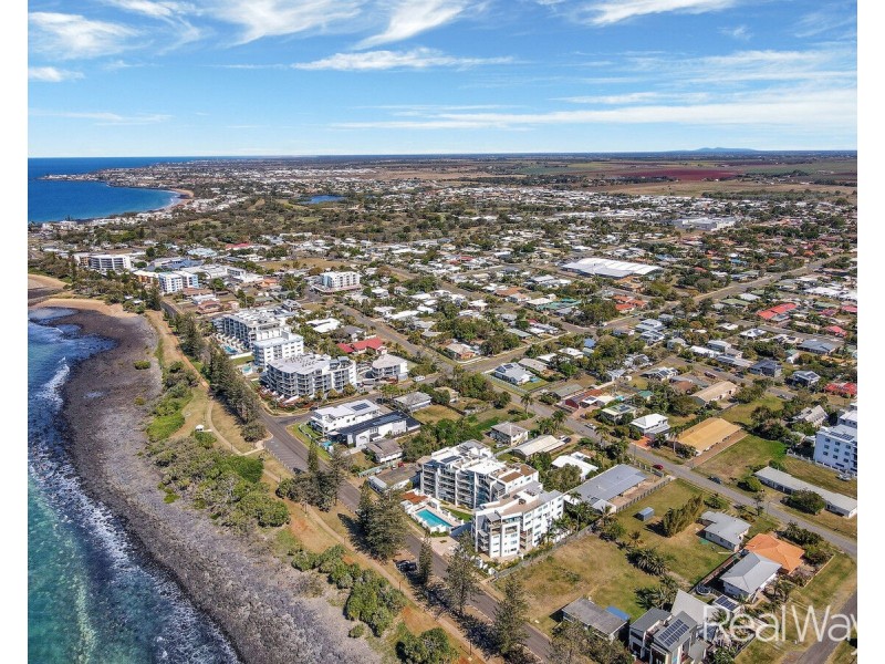 2/50 See Street, Bargara QLD 4670