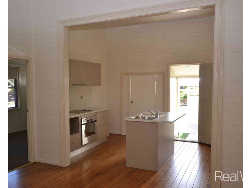 2/67 George Street, Bundaberg South QLD 4670