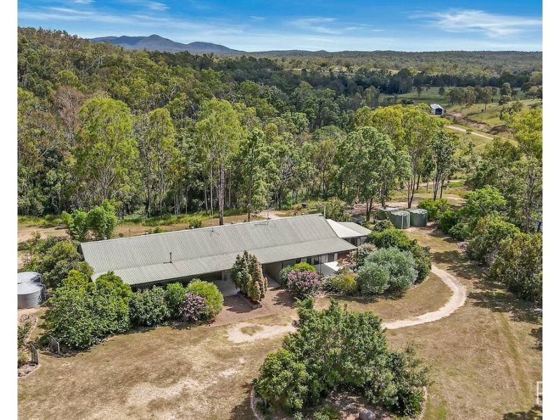 8 Rickards Road, Kolonga QLD 4671